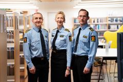 Fagmiljøet innen etterforskning gleder seg til å ta imot nye studenter. Fra venstre: seksjonsleder Inger Coll, instituttleder Dag Sveaas og prosjektleder Geir Brevik Hallen.