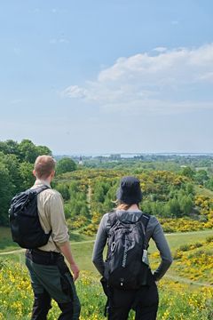 CARL NIELSEN'S CAMINO er produsert av: Tine Louise Kortermand/Nordic Performance Art i samarbeid med Carls Venner, Ida-Marie Vorre/Carl Nielsen Museet og Geopark - Det Sydfynske Øhav