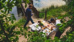 Cycling in Copenhagen is the way to roll! Join Morten aka @cykelkokken on one of his deluxe bicycletours, discovering secret locations and ingredients whilst cooking on the move.