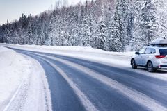 7 av 10 nordmenn oppgir at de har mistet kontroll over bilen på vinterføre, viser en landsdekkende undersøkelse. Foto: Fremtind.