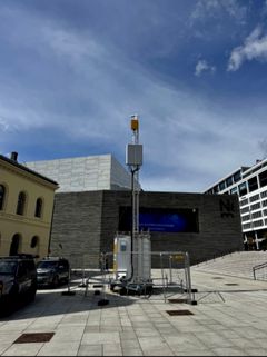 Ice satte ut ekstra utstyr for å forsterke mobildekningen på rådhusplassen i Oslo under åttedelsfinalen mellom Norge og Brasil. (Foto: ice)