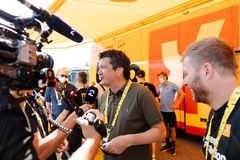 Ole Robert Reitan, CEO i Reitan Retail AS, på plass under Tour de France 2023.