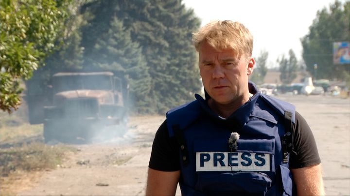 Øystein Bogen med ny serie om tiden i verdens brennpunkter for TV2.