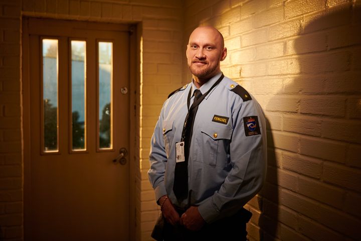 Illustrasjonsfoto av fengselsbetjent. Foto: KDI