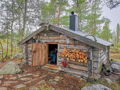 Muggsjøbua – Røros. Bua har en rik historie fra kopperverktida på slutten av 1920-tallet og ligger like ved DNT-sti i Femundsmarka.