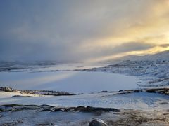 Lurfjellet og Gjømmervatnet: Gjømmervatnet