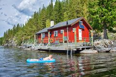 Engelsvika haodt fiske og gode solforhold ved Storsjøen i Rendalen