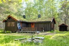 Fagermokoia i Saltdal ligger barne noen minutters gange fra E6