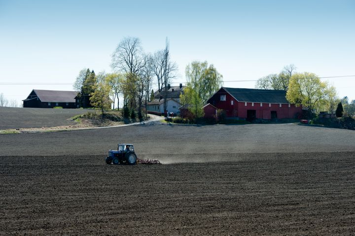 Når det er ekstra travelt for bonden, øker også faren for arbeidsrelaterte ulykker, advarer bransjeeksperter.