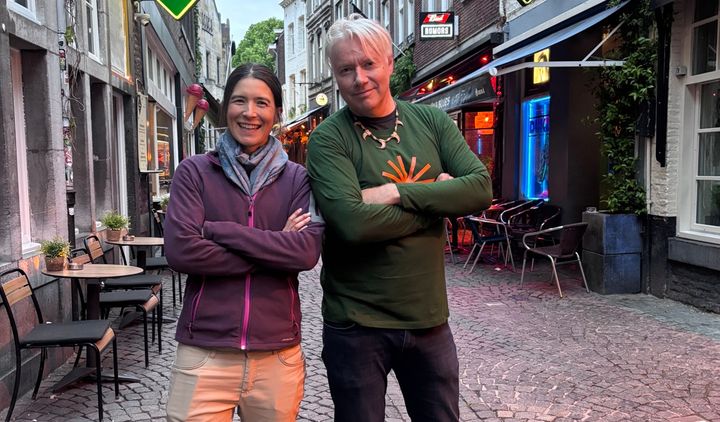NGI-forsker Hans Peter Arp og hovedforfatter Alison L. Ling ved University of St. Thomas er blant forskerne bak den nye studien, som viser at selv svært kostbar opprydning fjerner under to prosent av PFAS-utslippene.