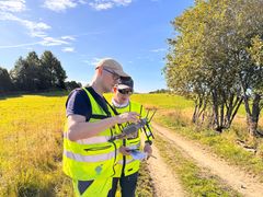 Eivind Magnus Paulsen og Sean Salazar ved NGIs avdeling for fjernanalyse og geofysikk.