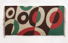 Hans/Jean Arp, Composition, ca. 1929, tapestry, wool (woven by Alice Frey-Amsler), 69 x 139 cm. Arp Museum Bahnhof Rolandseck, Remagen, Germany. Photo: Mick Vincenz. © Hans/Jean Arp, BONO 2025