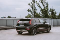 Niro EV har et romslig bagasjerom på hele 475 liter. Limited Edition leveres med ryggekamera og sensorer både foran og bak bilen.
