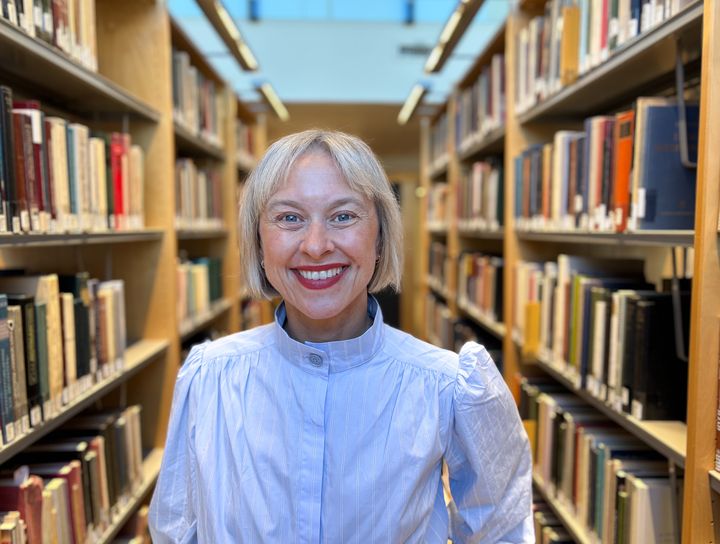 Janne Stigen Drangsholt holder Aarebrotforelesningen i 2026