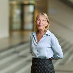 – Det er en stor glede å gratulere Valeriia Kalienkova, Rachael Morgan og Sebastian Wolf med Trond Mohn forskningsstiftelses Starting Grant for 2025,  sier Margareth Hagen, rektor ved UiB.