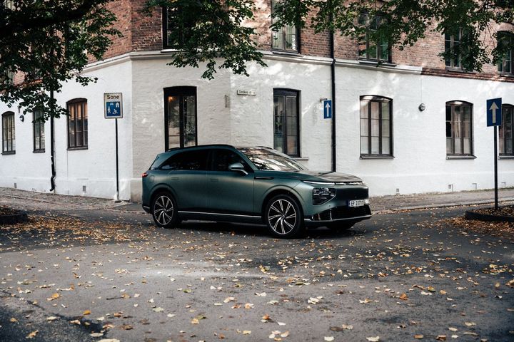XPENG G9 kom i ny utgave i høst og ble med det en av markedets raskeste på hurtiglading med 525 kW.