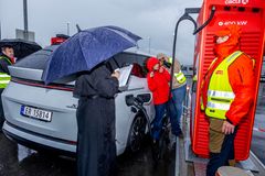 Med ladetid fra 10-80 % på under 13 minutter, var XPENG X9 nesten 10 minutter raskere enn bilen på andreplass.