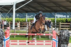 Maria Louise Kingsrød dedikerte sølvmedaljen til sin bestefar Roy, som fulgte mesterskapet fra tribunen.