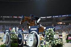 Oda Charlotte Lyngvær gikk offensivt ut i sin finaledebut med hesten Carabella vd Neyen Z.