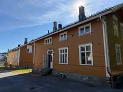 Oslobygg skal rehabilitere det bevaringsverdige hovedbygget og de to sveitservillaene fra 1900 med nytt teknisk anlegg, etterisolering og universell tilgjengelighet.