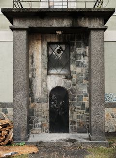 Den historiske inngangen til baren