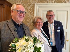 Ordfører Kjell Arne Hermansen, Deltas hovedtillitsvalgt Tina Fjeldberg og forbundsleder Trond Ellefsen.