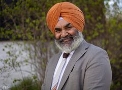 Gurmail Singh Bains, Gurduara Sri Guru Nanak Dev Ji (Sikhsamfunnet)