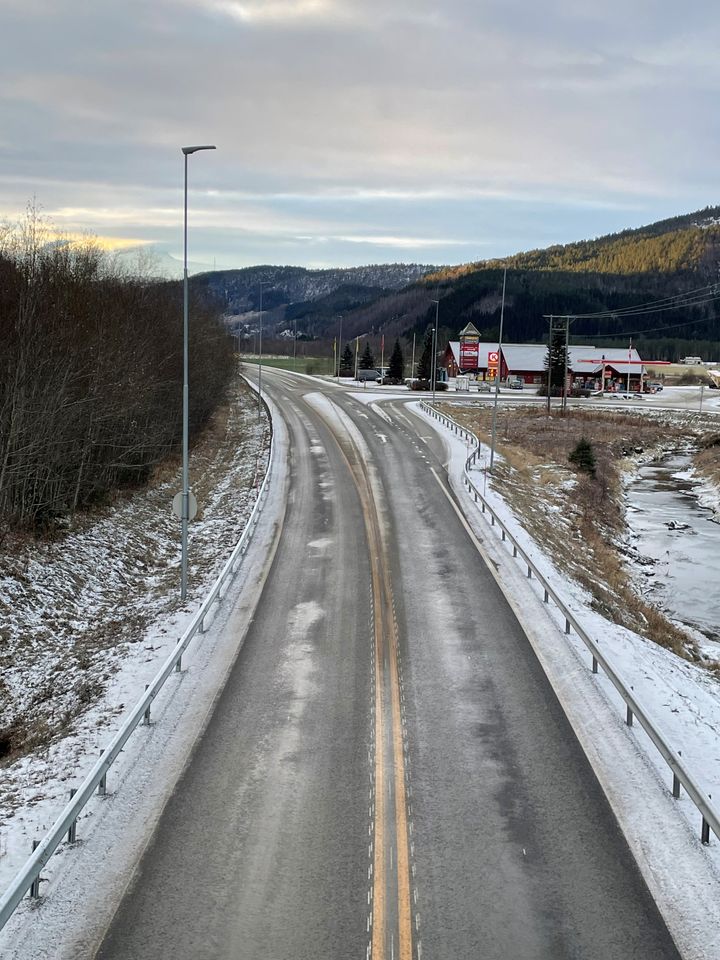E6 ved Røkland i Øvre Saltdal har fått ny asfalt før vinteren.