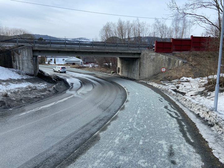 Statens vegvesen starter nå vedlikeholdsarbeid på E39 Hovsbakkan bru. Foto: Statens vegvesen