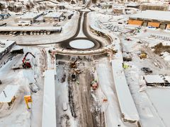 Harstadpakken: Demontering av brureis under Seljestadbukta bru i februar. Foto Martin Haagensen