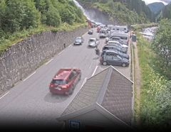 Døme på trafikksituasjon ved Låtefoss. Foto: Statens vegvesen