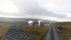 Hamningberg byr på kontrastfylt natur tett på storhavet.