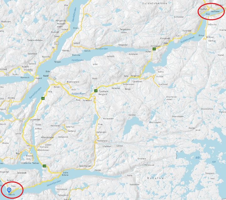 Statens vegvesen sikrar no rv. 13-tunnelar mellom Nesvik (ringa inn med raudt nede til venstre) og Nesflaten (oppe til høgre). Kart: Statens vegvesen