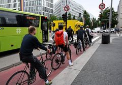 Se og bli sett – og del veien, alle har lik rett på den.