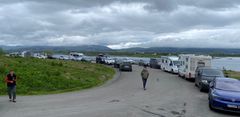 Bobiler på Skreda langs Nasjonal turistveg Lofoten.