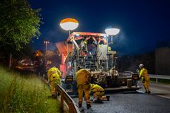 Mandag 1. september starter asfaltering av E6 mellom Storskriusvingen-Sel N på strekningen mellom Otta og Sel. Det bli manuell dirigering og ledebil mens arbeidet pågår.