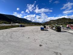 Mandag åpnet en ny døgnhvileplass på riksveg 15 i Vågå i Gudbrandsdalen. Flere nye plasser åpnes i høst.