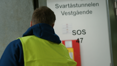 Hvis du bruker nødtelefonen kommer du direkte til Vegtrafikksentralen, som vet nøyaktig hvor i tunnelen du er.
