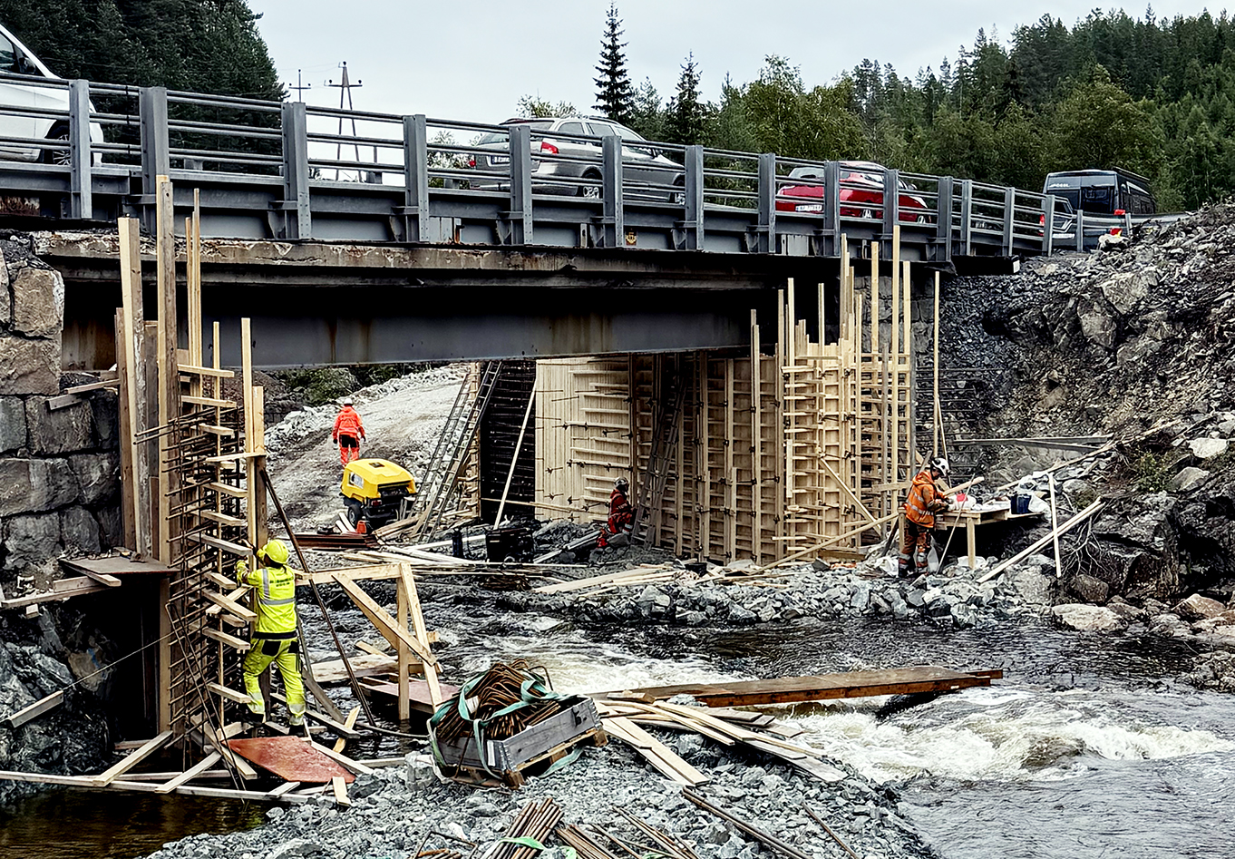 Stenger E134 vest for Kongsberg for å montere bru