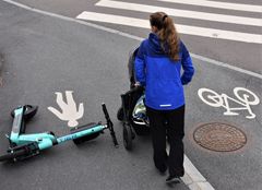 I 2023 ble 31 personer påkjørt av elsparkesykkel i Oslo. Halvparten av påkjørslene med elsparkesykkel skjedde på fortau.