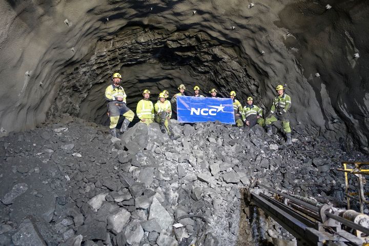 NCC fyrte fredag av gjennomslagssalva i løp to av Lerstadtunnelen i Ålesund.