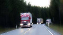 Illustrasjonsbilde: Statens vegvesen er bekymret for trafikksikkerheten etter de varslede kjør sakte-aksjonene til fredag.