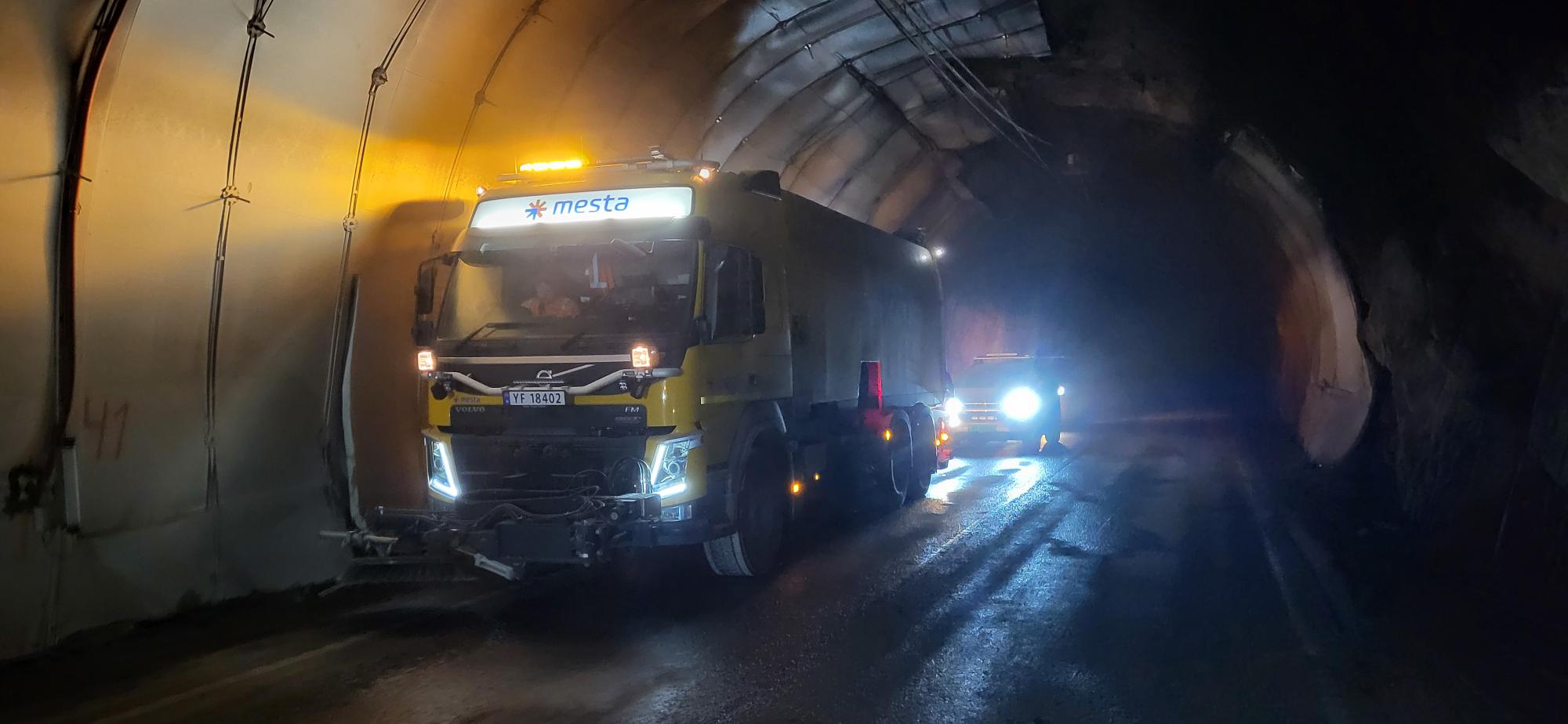 Raudhammartunnelen på E6 åpner for regulert trafikk