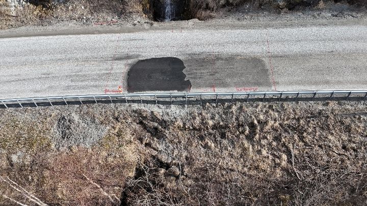 Her ser vi det aktuelle området på E6 sør for Kvenflogtunnelen. Foto: Mesta