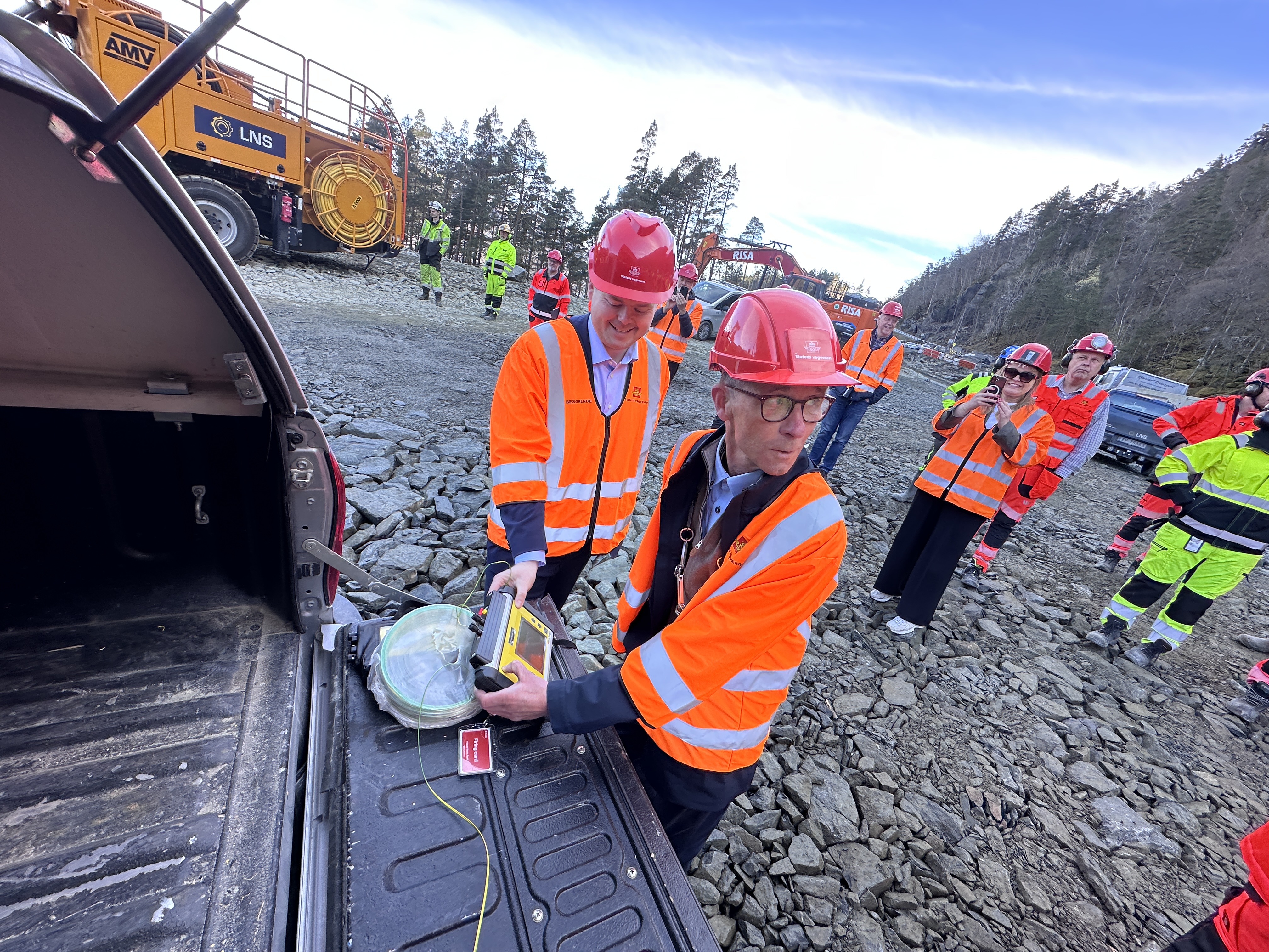 Fyrte av første tunnelsalve riksveg 13 i Rødsliane