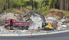 Frå E39 Skredestranda, området der Statens vegvesen bygger bru. Foto: Statens vegvesen