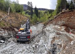 Frå E39 Skredestranda, området der Statens vegvesen bygger bru. Foto: Statens vegvesen