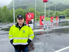 Jan-Ove Halsøy er regionsjef i NLF Vestland og Møre og Romsdal. — Ein flott døgnkvileplass som opnar moglegheitene for våre 4-500 medlemsbedrifter i Vest til å ta del i det grøne skiftet. Infrastrukturen må vere på plass, sånn som her, for at dei skal kunna gjere dei nødvendige investeringane, seier han.