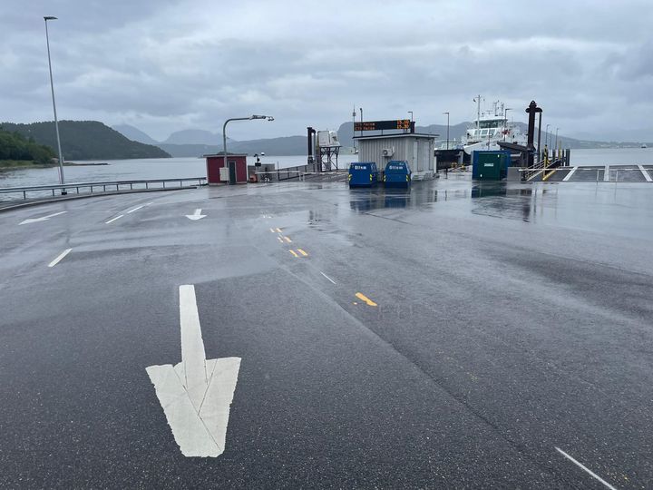 Kanestraum ferjekai A til venstre, Kanestraum B til høyre. Foto: Lars Olve Hesjedal, Statens vegvesen