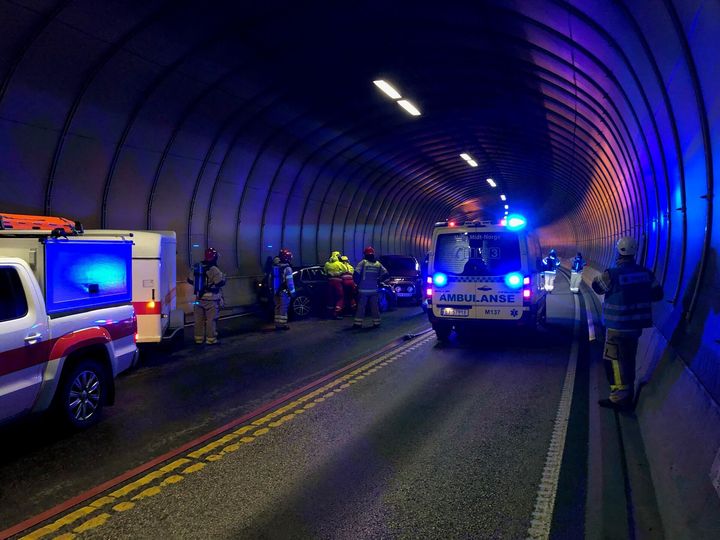Foto fra en beredskapsøvelse i tunnel.